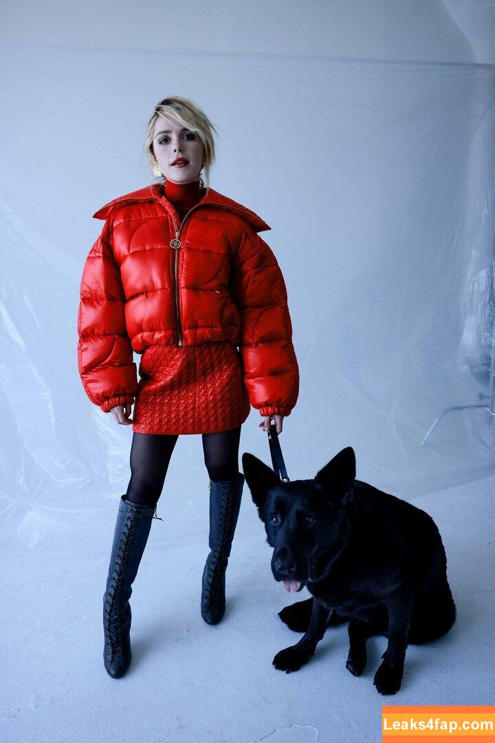 Kiernan Shipka / AdventuresSabrina / kiernanshipka leaked photo photo #0869