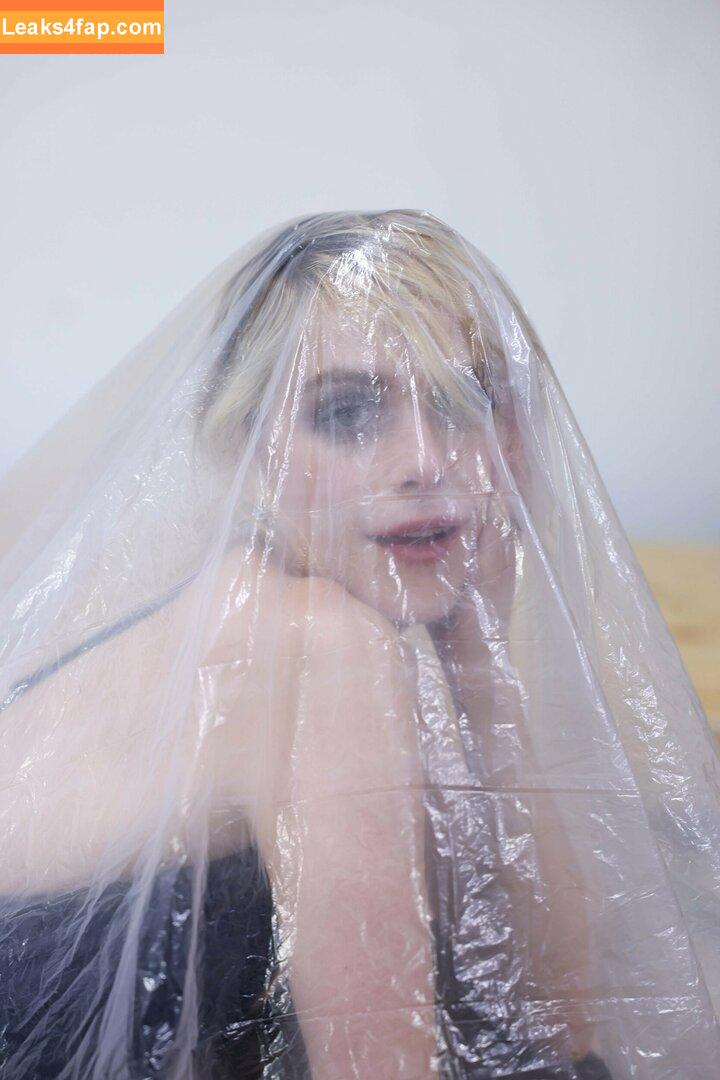 Kiernan Shipka / AdventuresSabrina / kiernanshipka leaked photo photo #0875