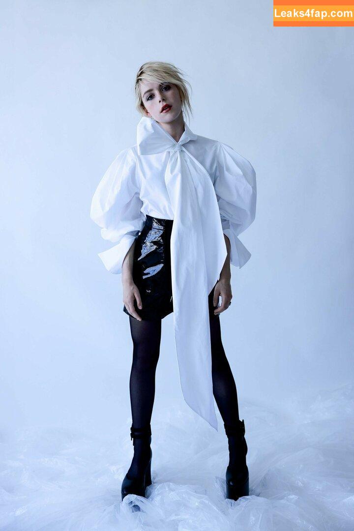 Kiernan Shipka / AdventuresSabrina / kiernanshipka leaked photo photo #0876