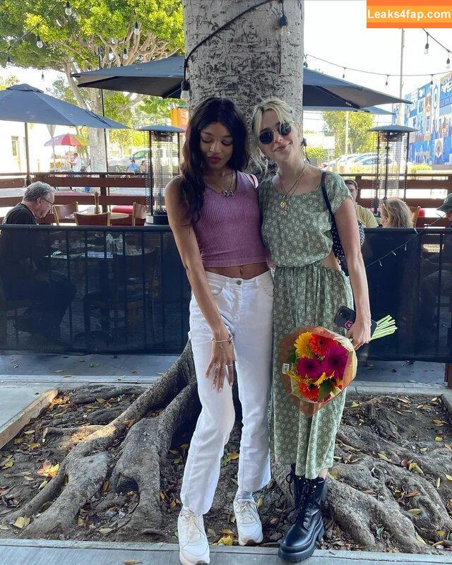 Kiernan Shipka / AdventuresSabrina / kiernanshipka leaked photo photo #0913