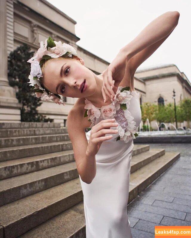 Kiernan Shipka / AdventuresSabrina / kiernanshipka leaked photo photo #0964