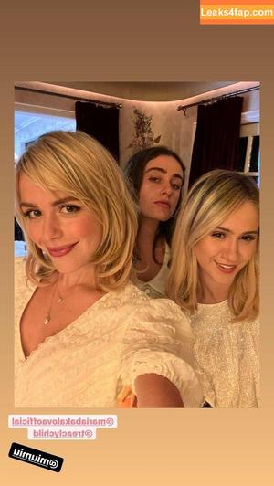 Kiernan Shipka photo #0088