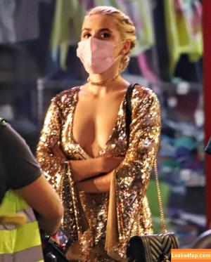 Kiernan Shipka photo #0098