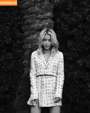 Kiernan Shipka photo #0109