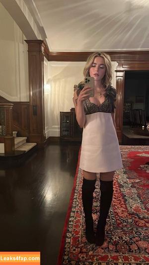 Kiernan Shipka photo #0147