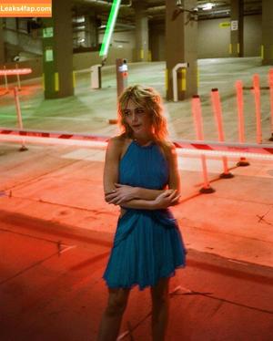 Kiernan Shipka photo #0161