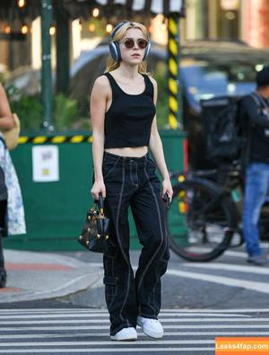 Kiernan Shipka photo #0169