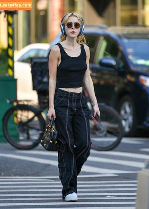 Kiernan Shipka photo #0171