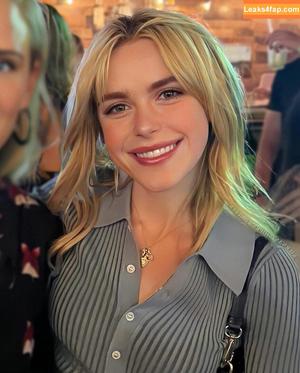 Kiernan Shipka photo #0219