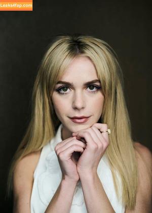 Kiernan Shipka photo #0238