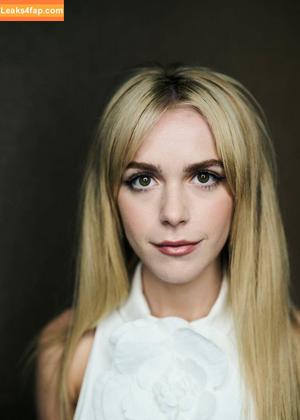 Kiernan Shipka photo #0239