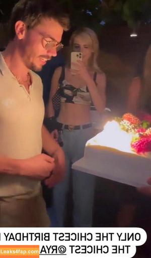 Kiernan Shipka photo #0252