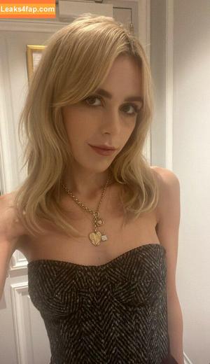 Kiernan Shipka photo #0327