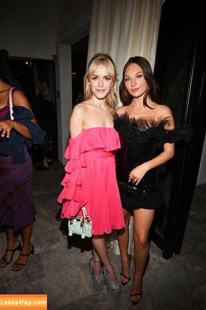 Kiernan Shipka photo #0362