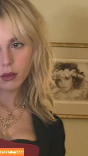 Kiernan Shipka photo #0388