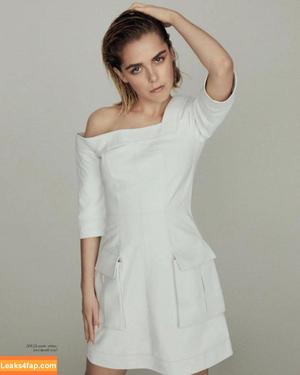 Kiernan Shipka photo #0411