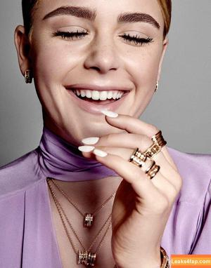 Kiernan Shipka photo #0422