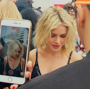 Kiernan Shipka photo #0506