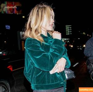 Kiernan Shipka photo #0512