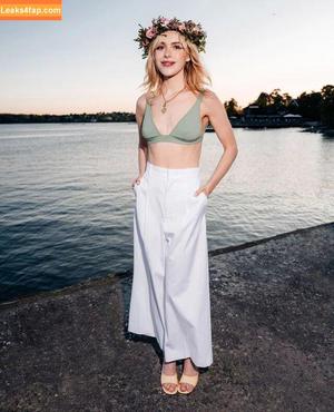 Kiernan Shipka photo #0667