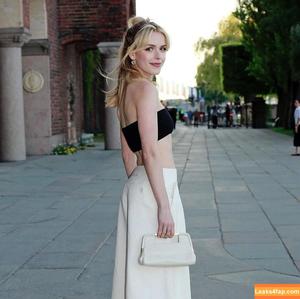 Kiernan Shipka photo #0680