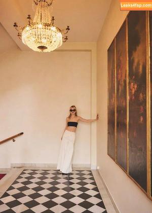 Kiernan Shipka photo #0695