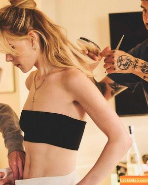 Kiernan Shipka photo #0702