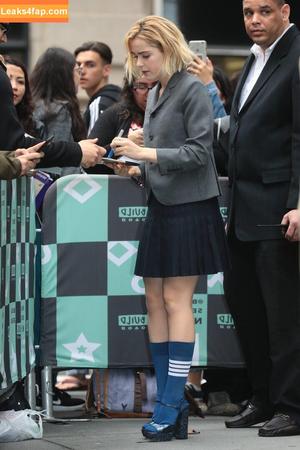 Kiernan Shipka photo #0727