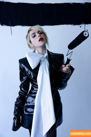 Kiernan Shipka photo #0863