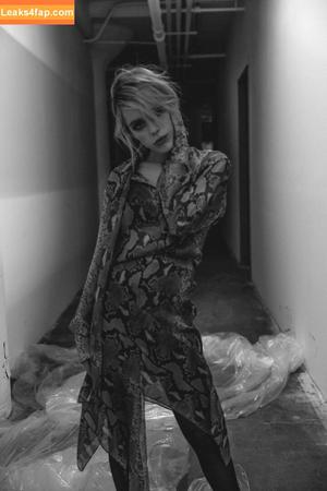 Kiernan Shipka photo #0868