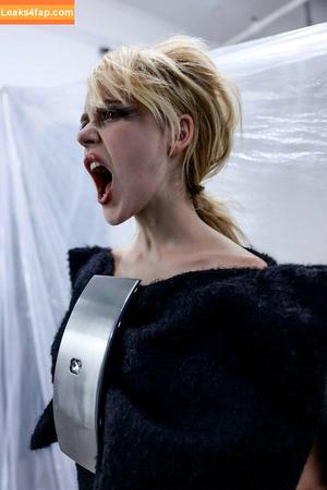 Kiernan Shipka photo #0880