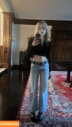 Kiernan Shipka photo #0911