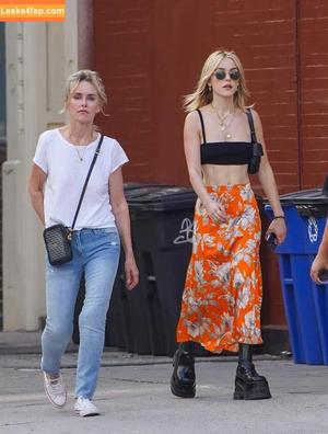 Kiernan Shipka photo #0939