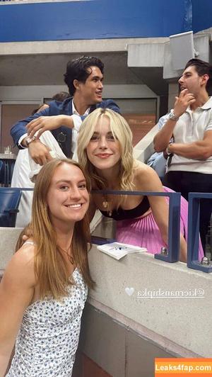 Kiernan Shipka photo #0958