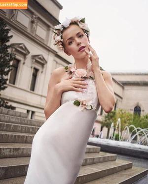 Kiernan Shipka photo #0966