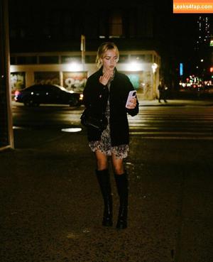 Kiernan Shipka photo #0979