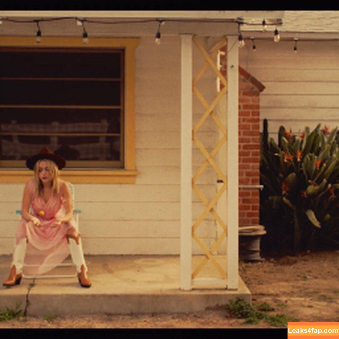 Kiernan Shipka / AdventuresSabrina / kiernanshipka leaked photo photo #1059