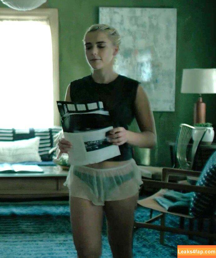 Kiernan Shipka / AdventuresSabrina / kiernanshipka leaked photo photo #1145