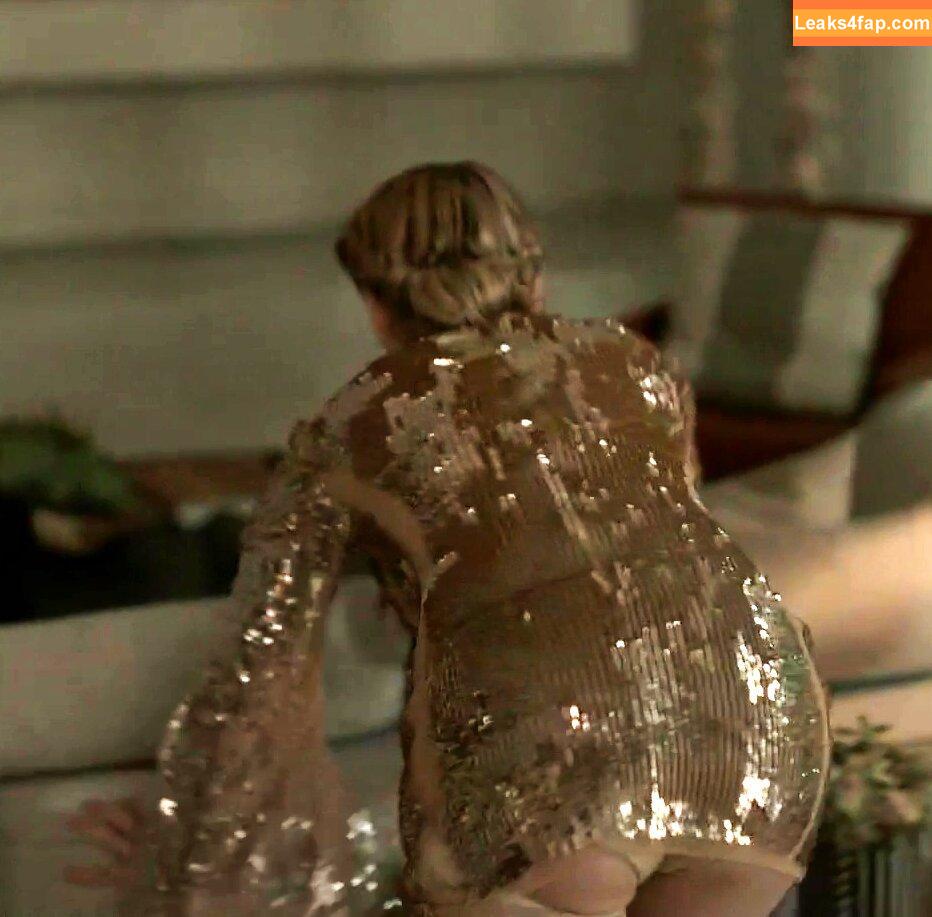 Kiernan Shipka / AdventuresSabrina / kiernanshipka слитое фото фото #1150