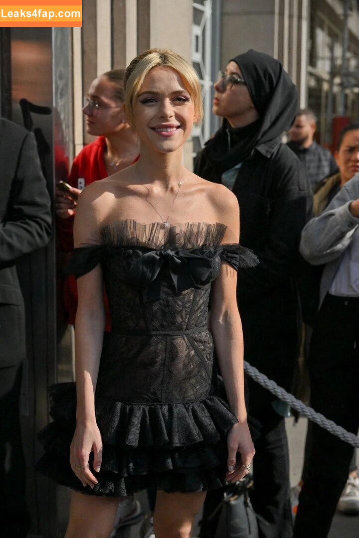 Kiernan Shipka / AdventuresSabrina / kiernanshipka слитое фото фото #1165