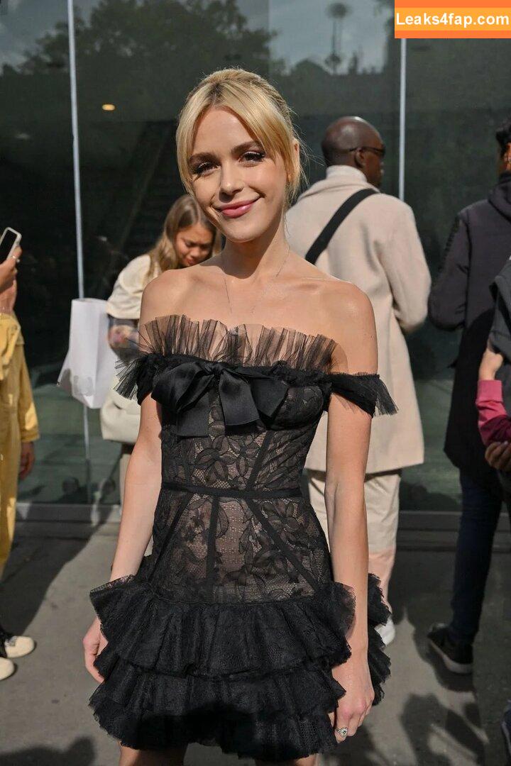 Kiernan Shipka / AdventuresSabrina / kiernanshipka leaked photo photo #1170