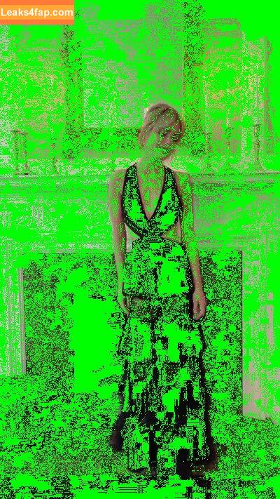 Kiernan Shipka / AdventuresSabrina / kiernanshipka leaked photo photo #1177