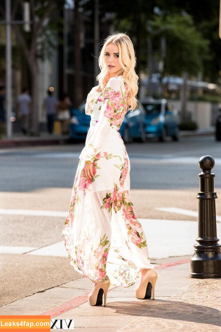 Kiernan Shipka / AdventuresSabrina / kiernanshipka leaked photo photo #1413