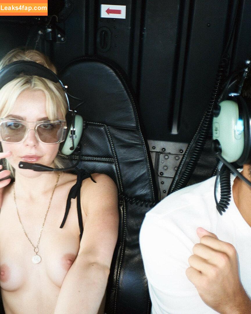 Kiernan Shipka / AdventuresSabrina / kiernanshipka leaked photo photo #1455