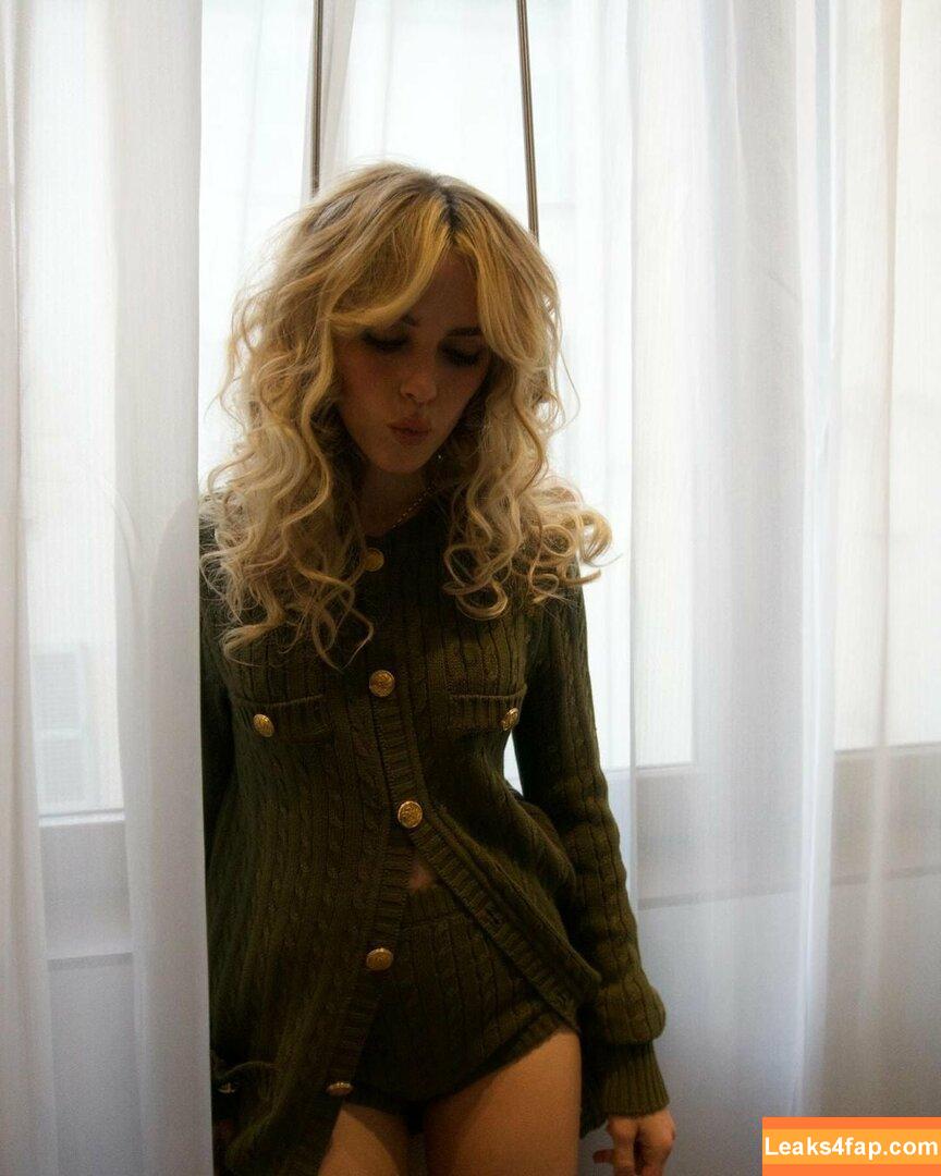 Kiernan Shipka / AdventuresSabrina / kiernanshipka leaked photo photo #1481