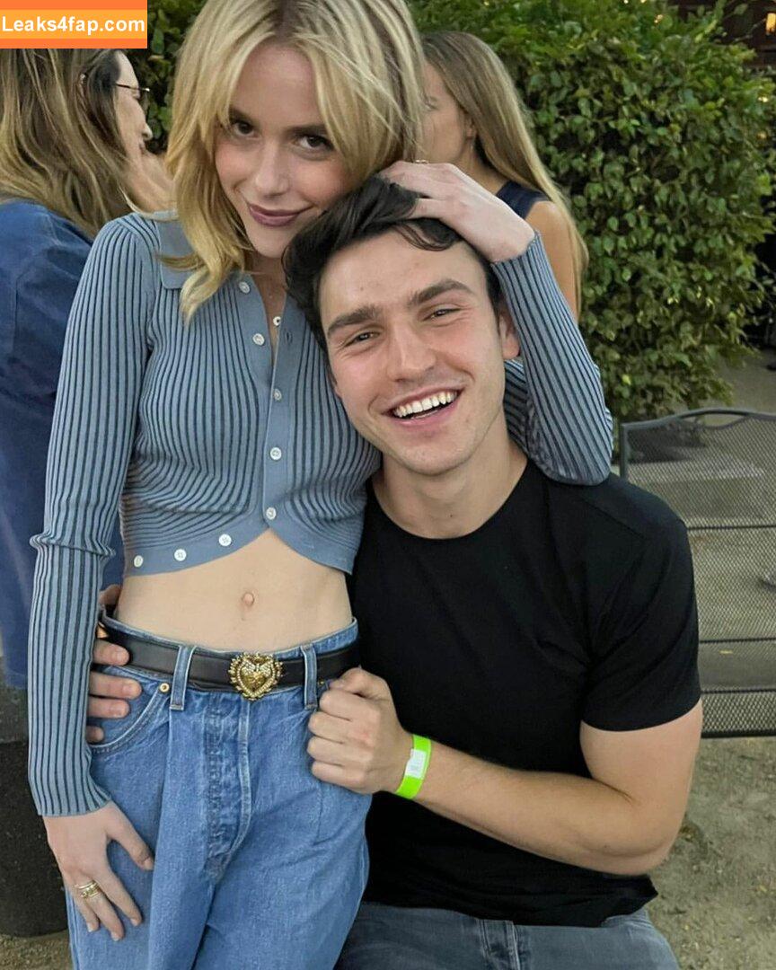 Kiernan Shipka / AdventuresSabrina / kiernanshipka leaked photo photo #1487