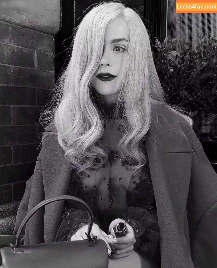 Kiernan Shipka / AdventuresSabrina / kiernanshipka leaked photo photo #1770