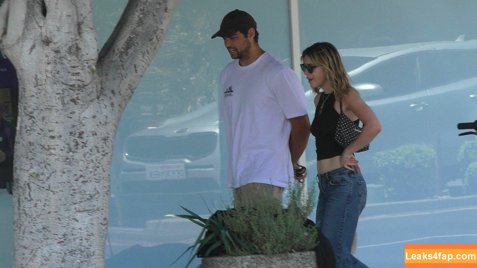 Kiernan Shipka / AdventuresSabrina / kiernanshipka leaked photo photo #1863