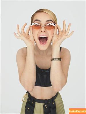 Kiernan Shipka photo #1437