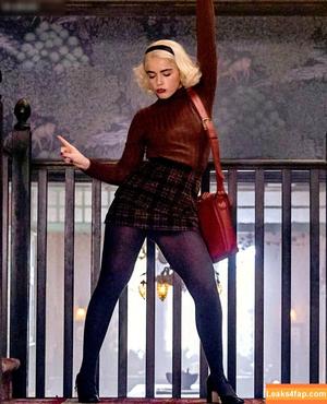 Kiernan Shipka photo #1635